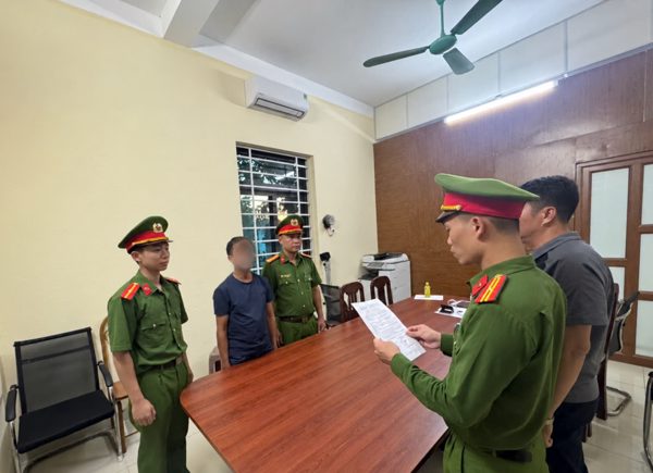 Bắt giam người đàn ông dâm ô 2 bé gái trong đêm Trung thu