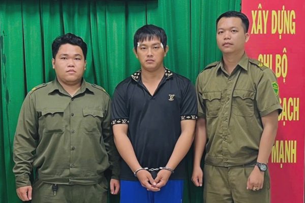 Bắt giam tài xế lái xe lu cán nam công nhân tử vong ở TPHCM