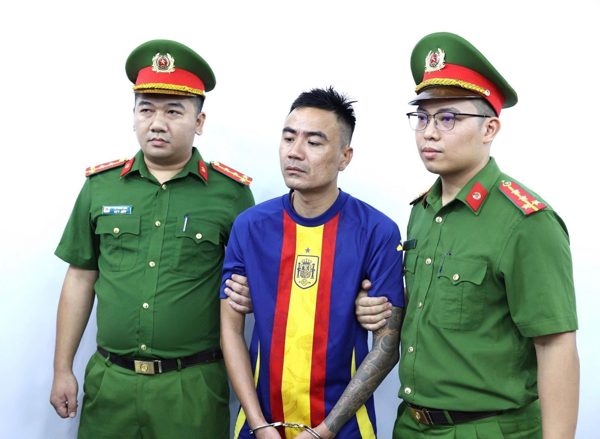 Bắt giam Thắng 'Ật' ở Ninh Bình về tội 'gây rối trật tự công cộng'