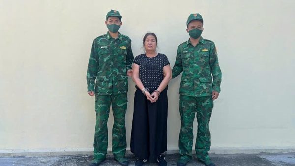 Bắt giữ đối tượng có lệnh truy nã