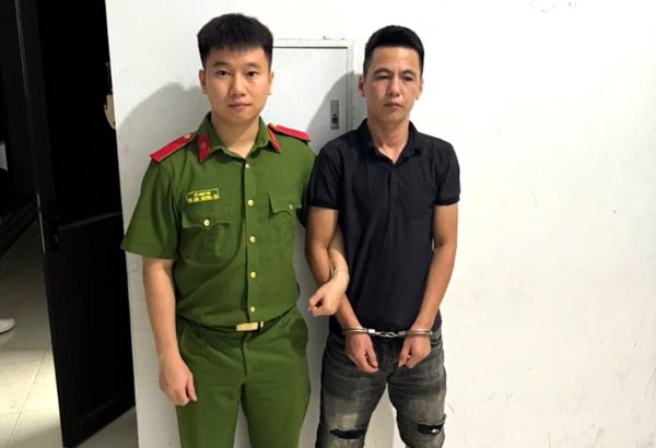 Bắt giữ phụ xe dùng gậy bóng chày đánh gãy tay tài xế ô tô khách