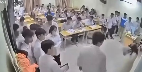 Bắt khẩn cấp nam sinh hành hung cô giáo trong lớp: Sở GD&ĐT Hà Nội lên tiếng