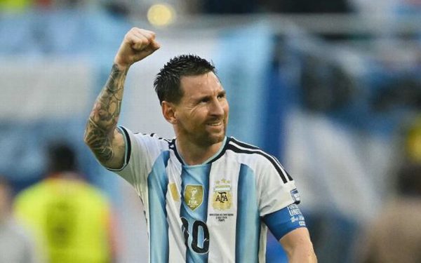 Bất ngờ cái tên thay Messi làm đội trưởng tuyển Argentina
