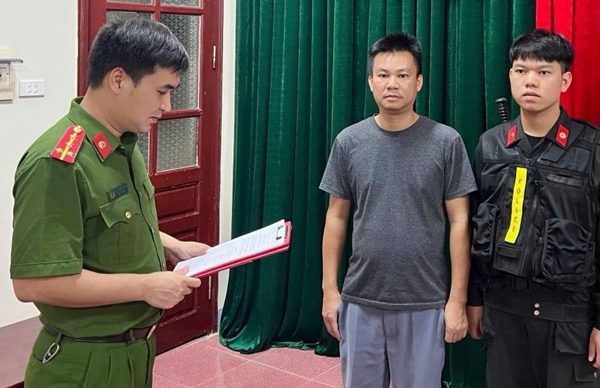 Bắt Phó Giám đốc Trung tâm quan trắc môi trường Lạng Sơn