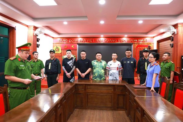 Bắt thêm 5 người trong vụ 'Hưng Lộc' sản xuất video bạo lực triệu lượt xem