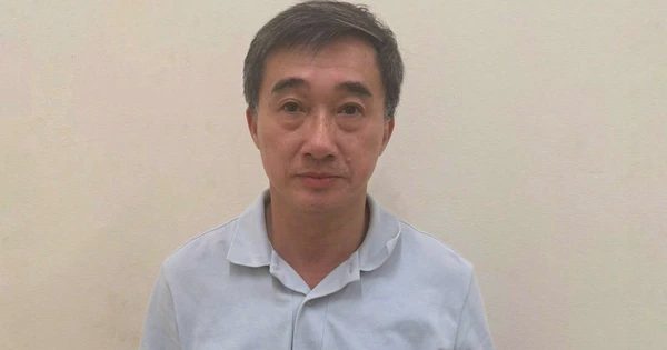 Bắt Thứ trưởng Bộ Y tế Trần Văn Thuấn