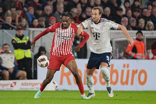 Bayern Munich lấy lại ngôi đầu bảng Bundesliga từ tay Dortmund