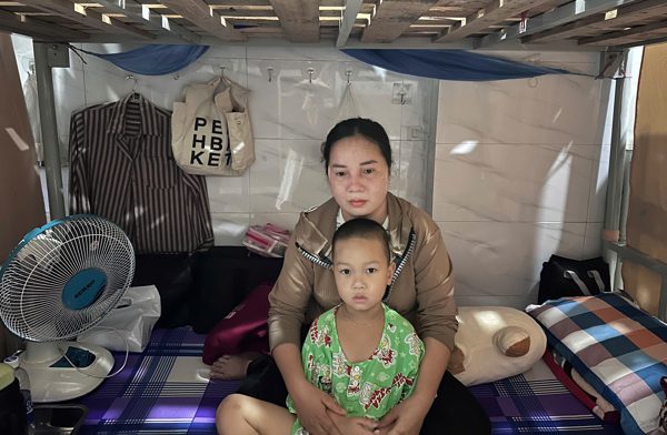 Bé 5 tuổi ung thư hỏi mẹ: 'Con có chết không, con sợ lắm'