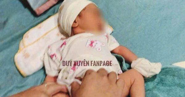 Bé gái sơ sinh bị bỏ rơi trước nhà dân, kèm lời nhắn 'mẹ là sinh viên...'