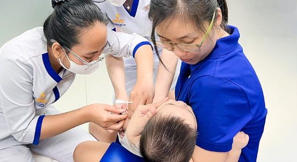 Bệnh não mô cầu có thể gây tử vong trong vài giờ: Bác sĩ chỉ cách nhận biết sớm
