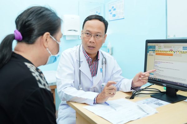 Bệnh tim mạch đe dọa người từ 30 tuổi, tiến sĩ lưu ý 5 việc làm ngay hôm nay