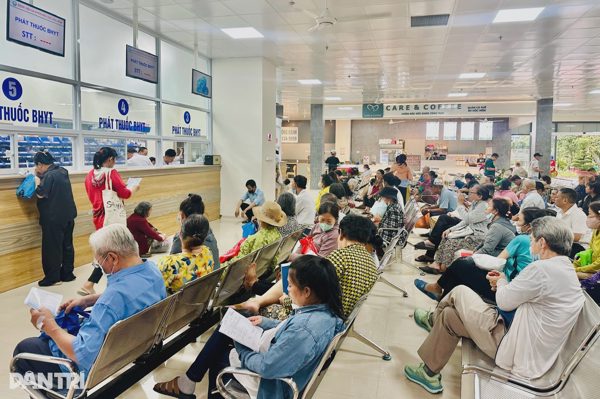 Bệnh viện Đa khoa khu vực Hóc Môn hỗ trợ 4 trạm y tế