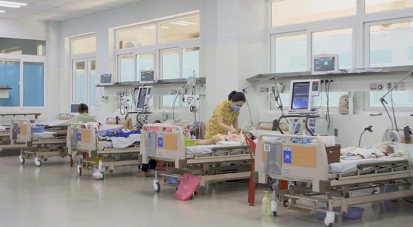 Bệnh viện Nhi đồng 1 xin lỗi do bác sỹ từ chối khám cho bệnh nhi đang sốt cao