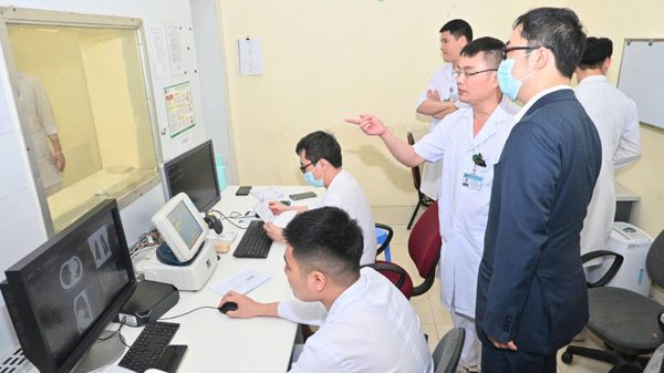 Bệnh viện Phổi Trung ương thúc đẩy hợp tác chuyên môn với chuyên gia phẫu thuật lồng ngực Nhật Bản