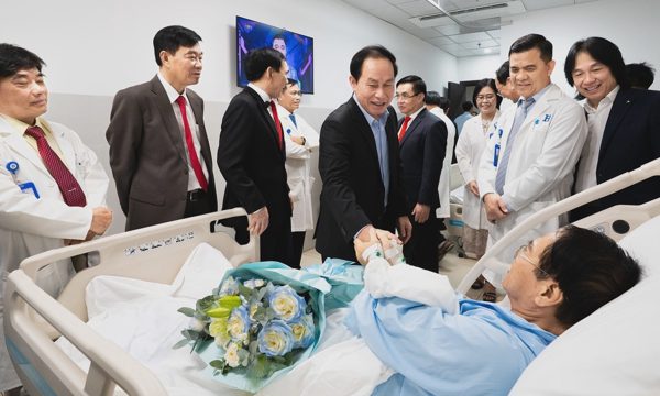 Bệnh viện tư thục đầu tiên TP HCM theo mô hình Viện - Trường