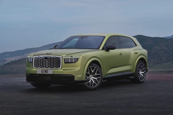 Bentley Torcal trình làng, sạc đầy đi được 600km
