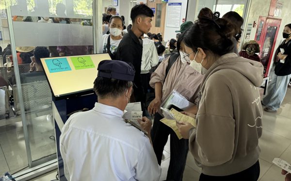 BHXH TP.HCM hướng dẫn gia hạn thẻ BHYT năm 2027