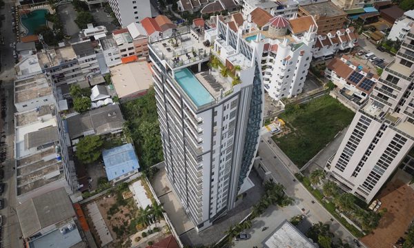 Bí ẩn cái chết của triệu phú Anh sau tin nhắn 'Đừng tin ai'