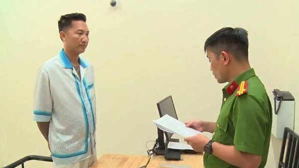 Bị cáo buộc dùng chiêu “biết trước xổ số” để lừa tiền, Huấn “Hoa Hồng” khai gì?