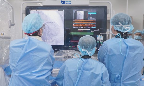 Bị nhồi máu cơ tim có phải lúc nào cũng đau ngực?