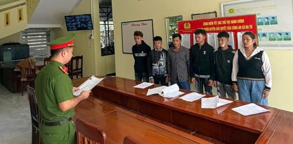 Bị tấn công bởi nhóm có hung khí, người chuẩn bị dao chống đỡ cũng bị khởi tố