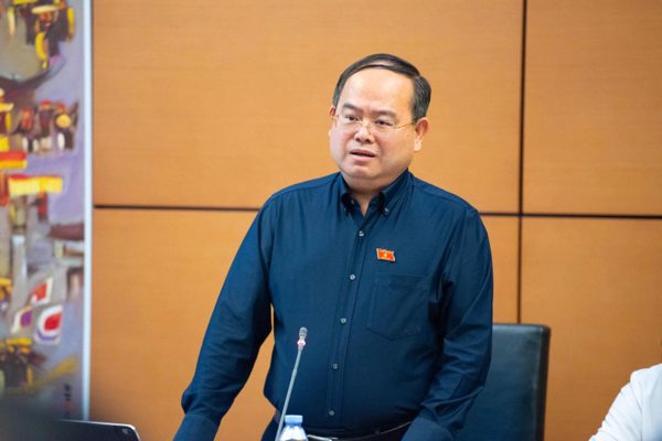 Bí thư Quảng Ninh: 'Tăng trưởng dưới 10% thì cách chức cả bí thư, chủ tịch'