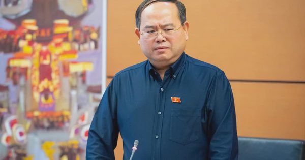 Bí thư Quảng Ninh: Tăng trưởng dưới 10% thì cách chức cả bí thư, chủ tịch