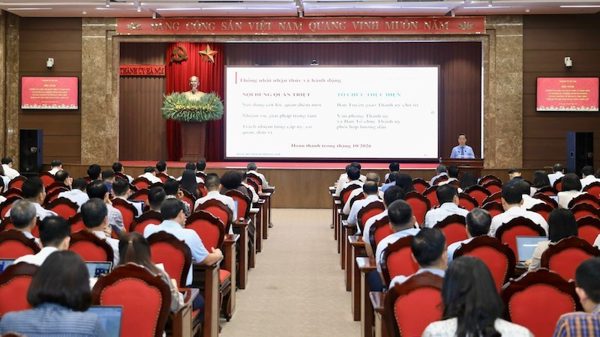 Bí thư Thành ủy Hà Nội yêu cầu cán bộ không né tránh trách nhiệm