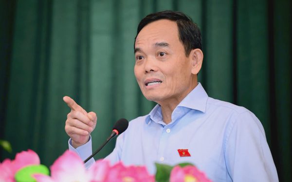 Bí thư Trần Lưu Quang nói về việc thiếu sách giáo khoa