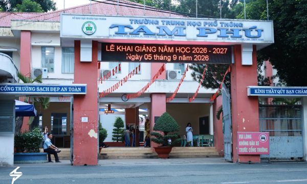 Bị tố vận động tài trợ cả tỷ đồng, lãnh đạo một trường học ở TPHCM nói gì?