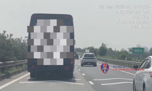 Bị xử phạt vì bám làn trái cao tốc 3 km