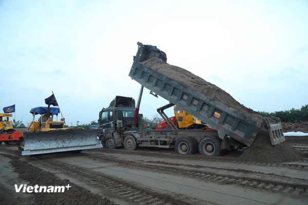 Biến động giá vật liệu, nhà thầu sẽ đối mặt rủi ro tài chính, thua lỗ