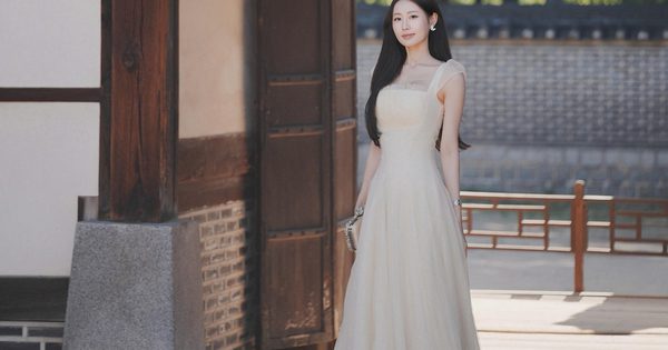 Biến hóa vóc dáng thon gọn bất ngờ với đầm xòe