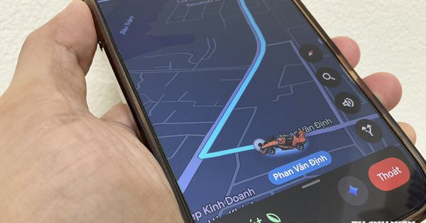 Biến mũi tên chỉ đường Google Maps thành xe đua McLaren