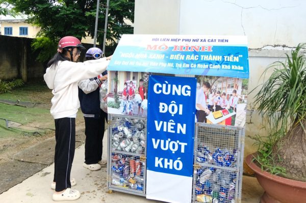 Biến rác thành tiền, góp quỹ yêu thương