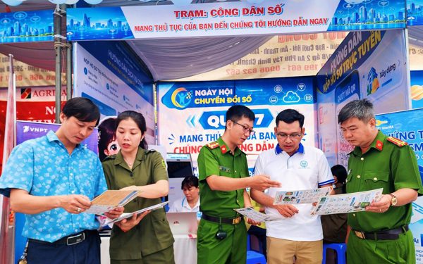 Bình Chánh, Bình Tân đưa tiện ích số đến gần người dân