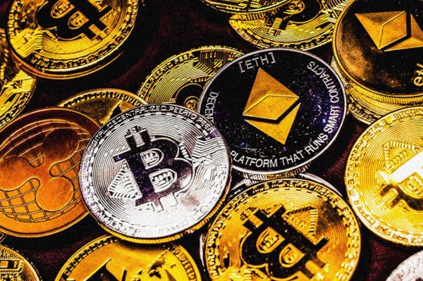 Bitcoin lên đỉnh 8 tháng, ‘mùa đông tiền số' đã kết thúc?