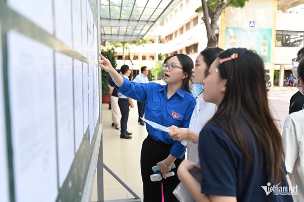 Bỏ cộng điểm IELTS, học sinh giỏi khi xét tuyển: 'Không đáng lo, không sợ thiệt'