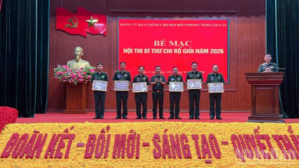 Bộ đội Biên phòng Lào Cai nâng cao năng lực lãnh đạo từ cơ sở