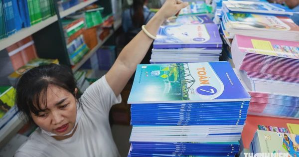 Bộ GD-ĐT chỉ đạo nóng về sách giáo khoa, phải điều chuyển ngay để không thiếu sách