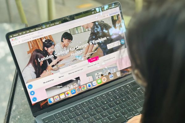 Bộ GD-ĐT chỉ ra loạt bất thường ở trường 'cấp bằng quốc tế không được công nhận'