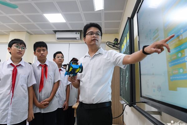 Bộ GD-ĐT: Không bắt buộc có phòng STEM riêng, không mua sắm thiết bị đồng loạt
