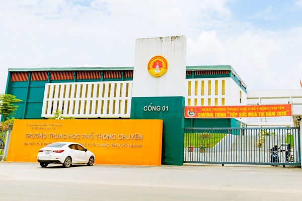 Bộ GD-ĐT nêu nguyên nhân gian lận thi tốt nghiệp THPT tại Tuyên Quang, Quảng Trị