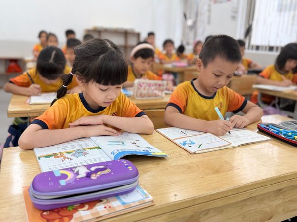 Bộ GD&ĐT yêu cầu xác định số học sinh chưa có đủ sách giáo khoa
