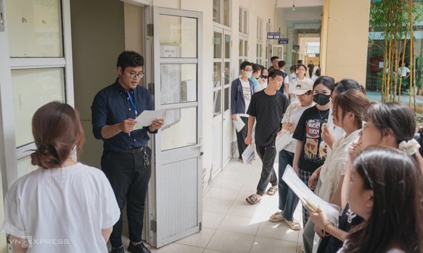 Bộ GD và ĐT: Kiểm tra chung giúp nhận diện dấu hiệu 'làm đẹp điểm số'