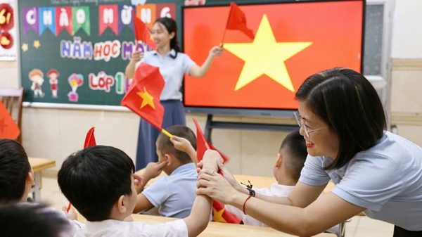 Bộ Giáo dục và Đào tạo tiến hành chuẩn hóa quy trình chuyển đổi sách giáo khoa sang chữ nổi Braille