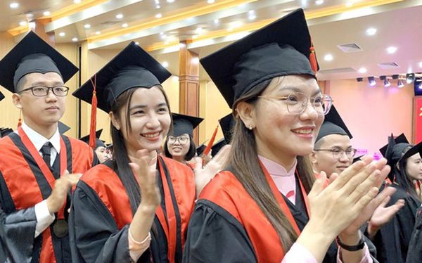 Bộ Nội vụ đề xuất cấp Thị thực nhân tài Việt Nam, miễn thuế thu nhập cá nhân 5 năm