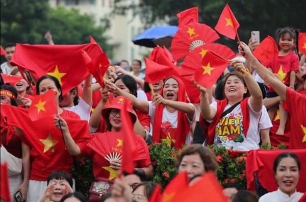 Bộ Nội vụ đưa đề xuất mới: Chỉ nghỉ 1 ngày dịp Ngày văn hóa, không hoán đổi ngày làm việc