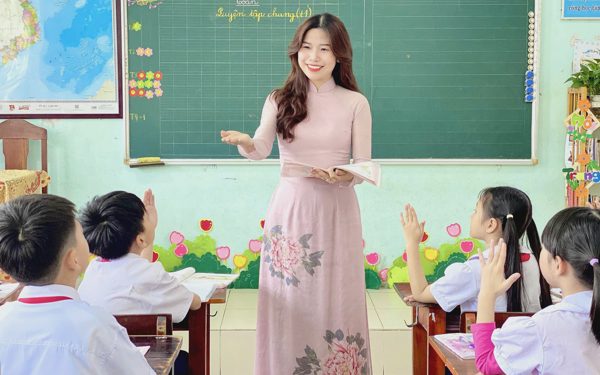Bộ Nội vụ hướng dẫn tinh giản biên chế hiệu trưởng, hiệu phó sau khi sắp xếp trường học