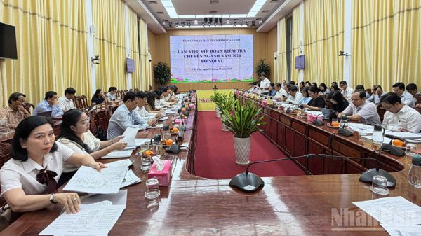Bộ Nội vụ kiểm tra công tác tổ chức bộ máy tại Cần Thơ